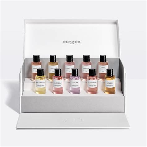 christian dior perfume sampler set.